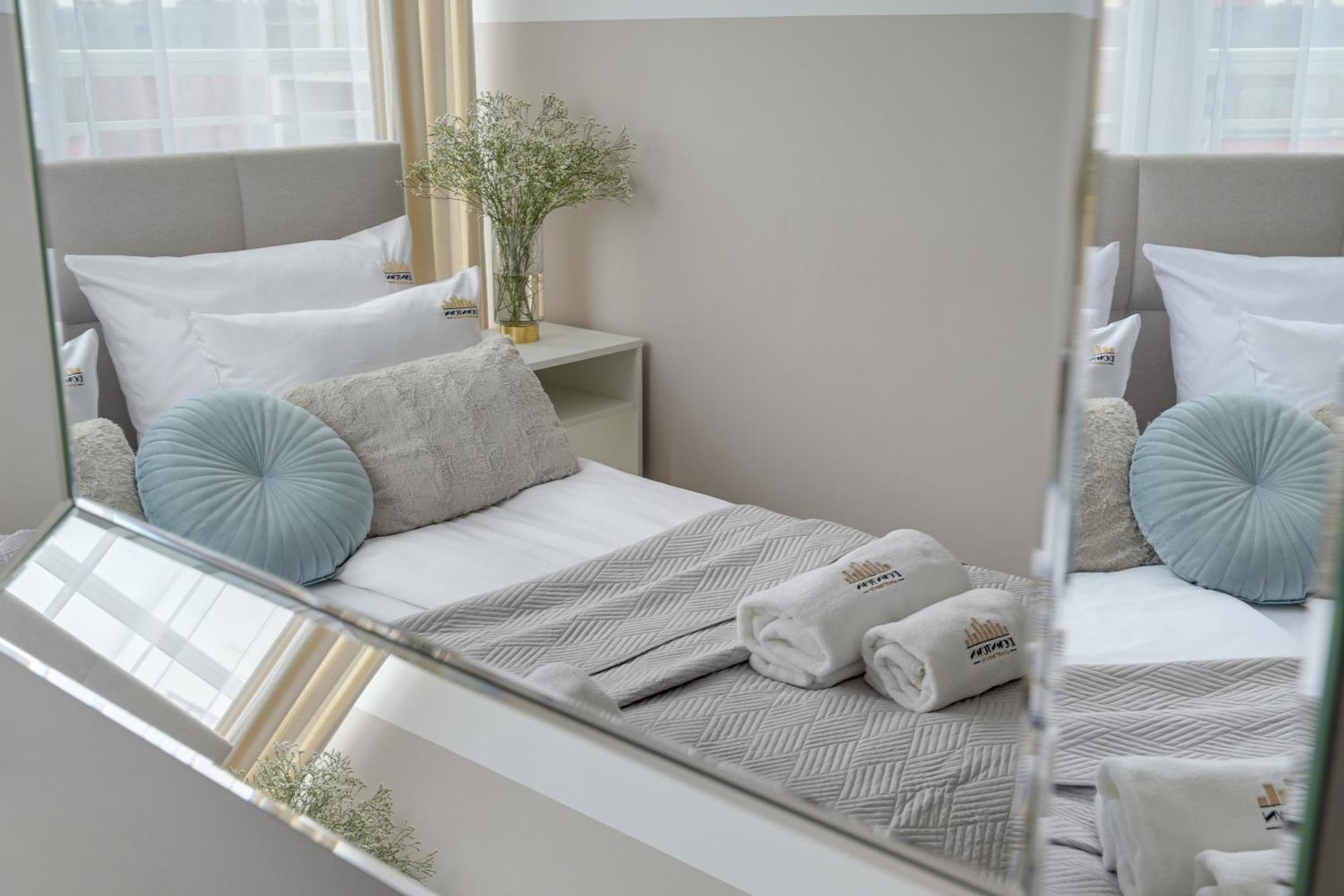 Scala City Center By Downtown Apartments Gdańsk Exteriör bild